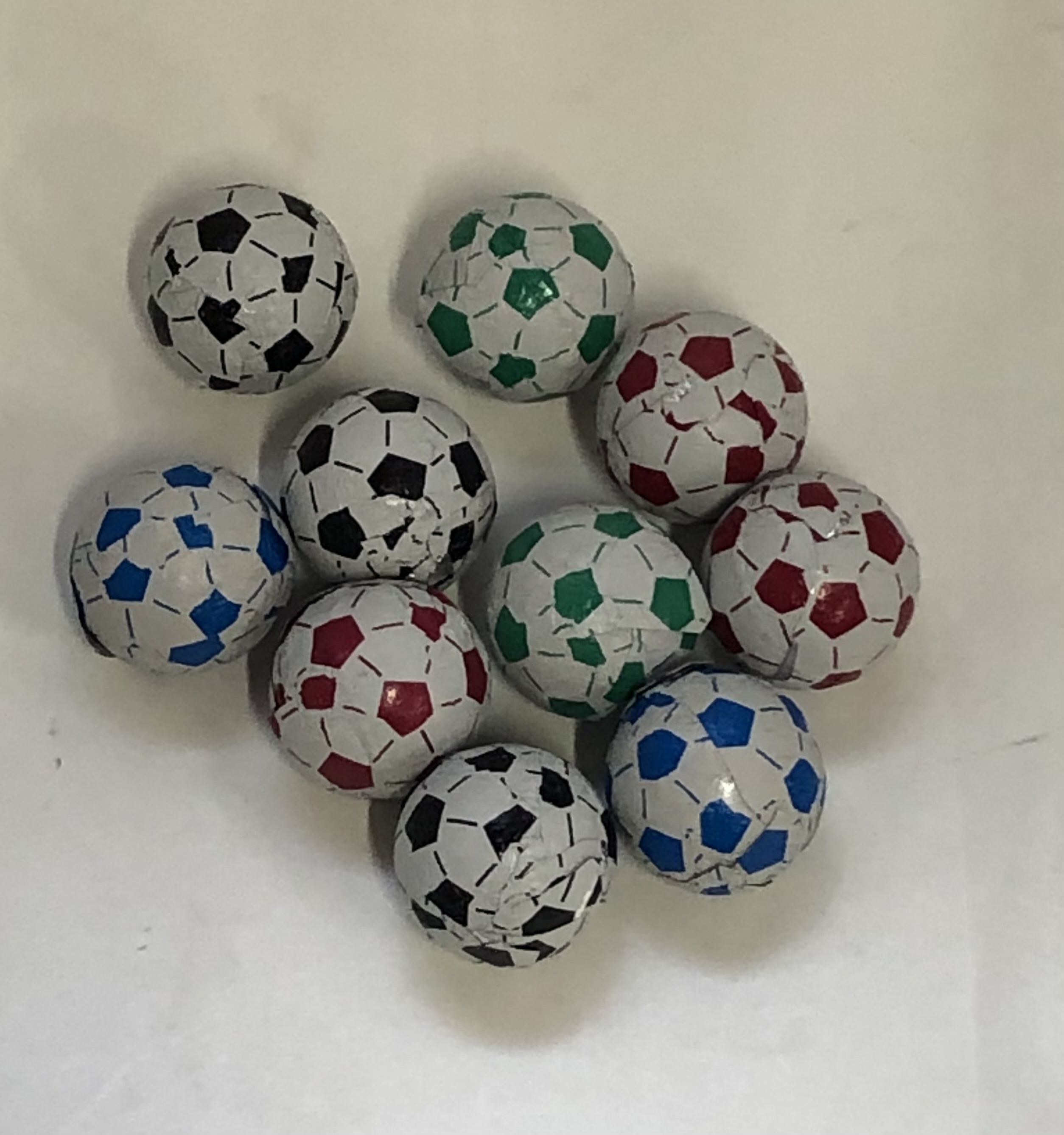 サッカーボールチョコ（100入り）を問屋価格で格安通販！-井ノ口商店